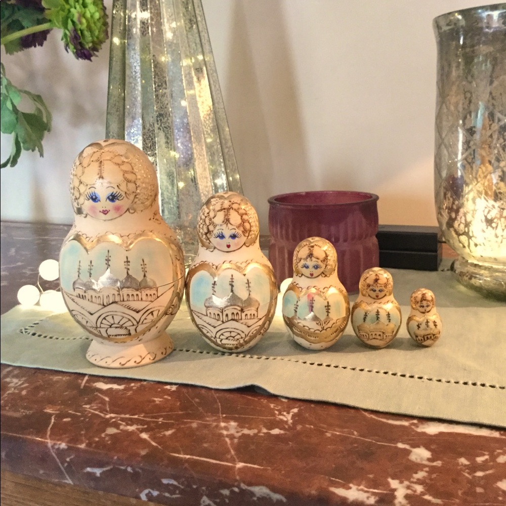 Russian Matrioska wooden figurines